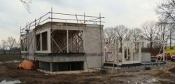 Nieuwbouw woningbouw optrekken binnenmuur